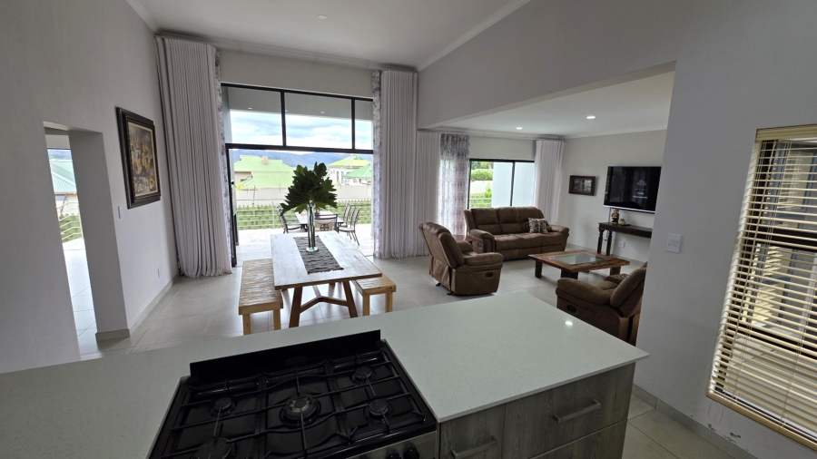 3 Bedroom Property for Sale in Kosmos Ridge North West